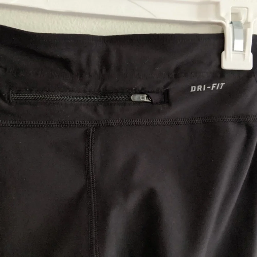 NWOT Nike Dri Fit Tech Capri Black Running Pant Women Size Extra Small